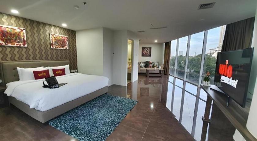 Hotel Win Premier Mangga Besar 4*